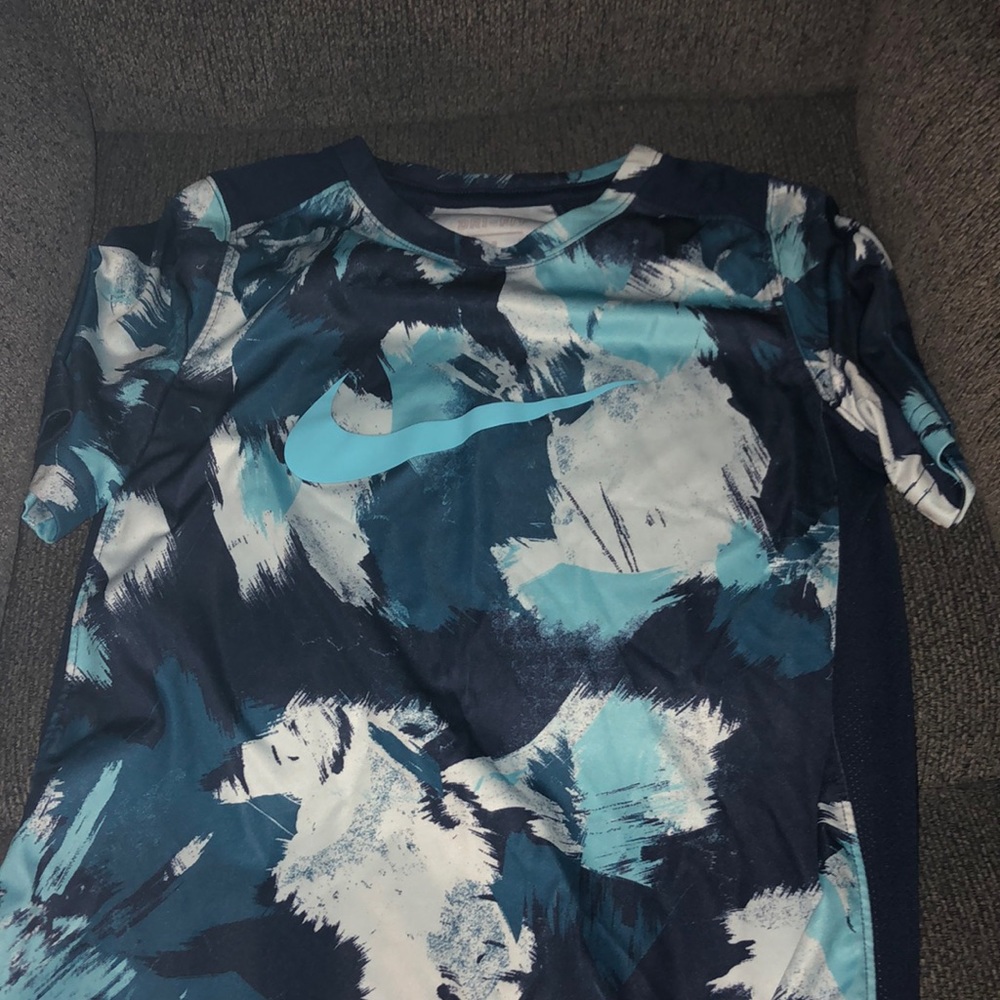 Nike shirt